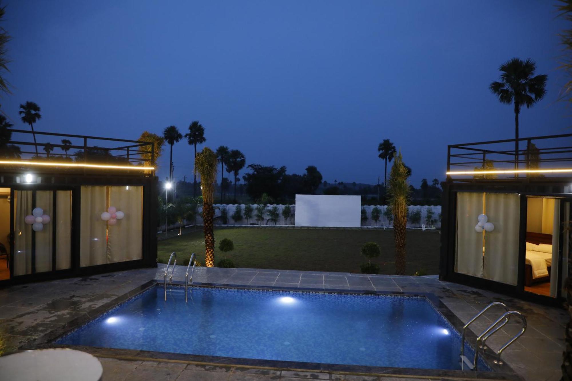 La Serene Farm Stay - Luxary 4 Bed Room Property 海得拉巴 外观 照片